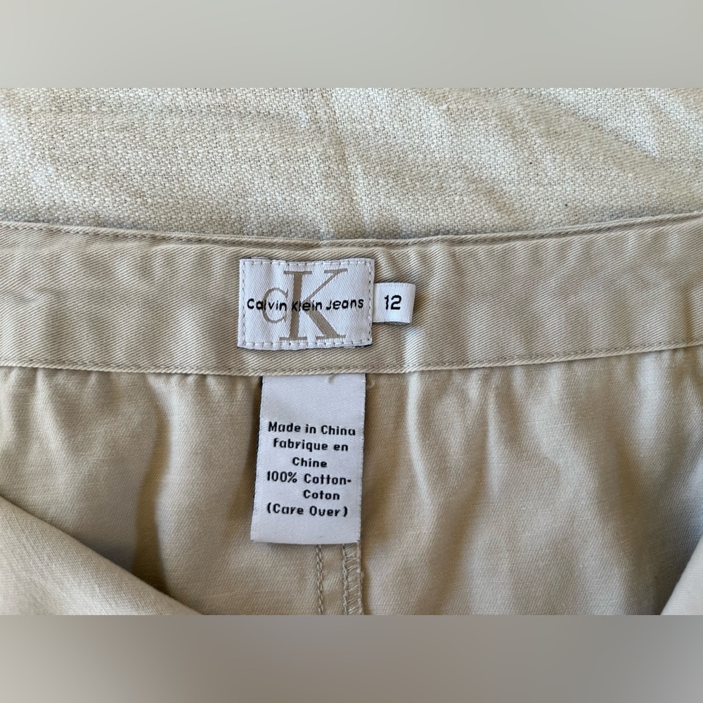 Calvin Klein Jeans Utility Cargo Skirt - Khaki - Picture 3 of 7